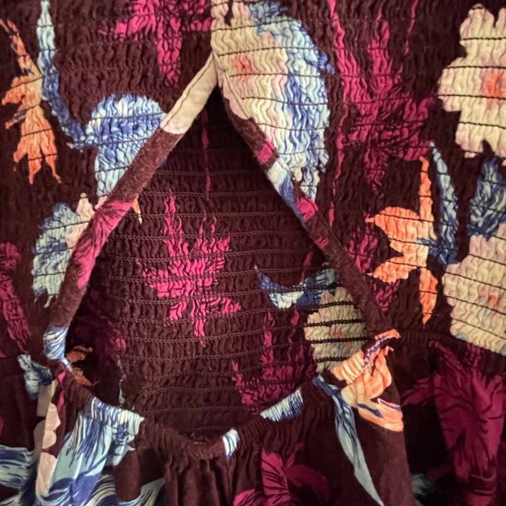 American Eagle summer dress. - Picture 4 of 5